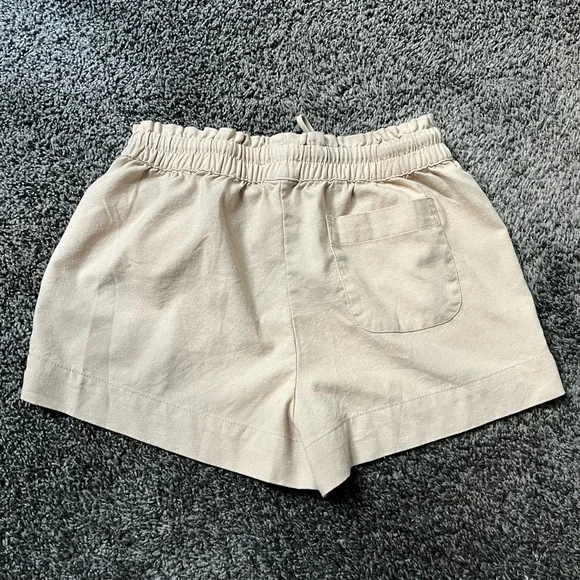Cotton Candy LA Khaki Drawstring Shorts Women’s Size M Boutique - Picture 3 of 3